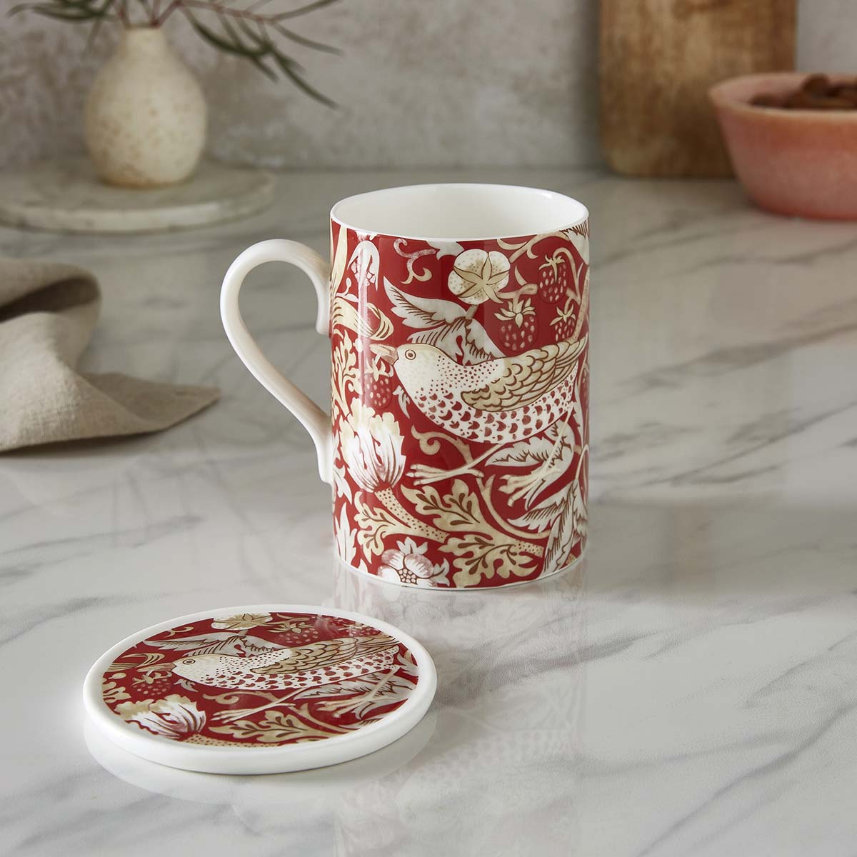Morris & Co. Strawberry Thief Mug & Tray Set image number null